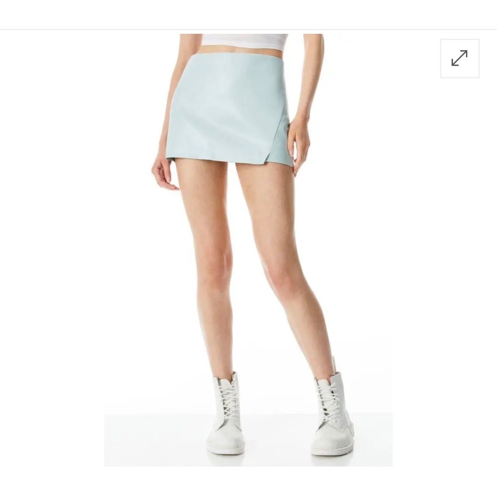 NWT Alice & Olivia $250 Cottage Vegan Leather Coquette Pastel Blue Skirt 8
